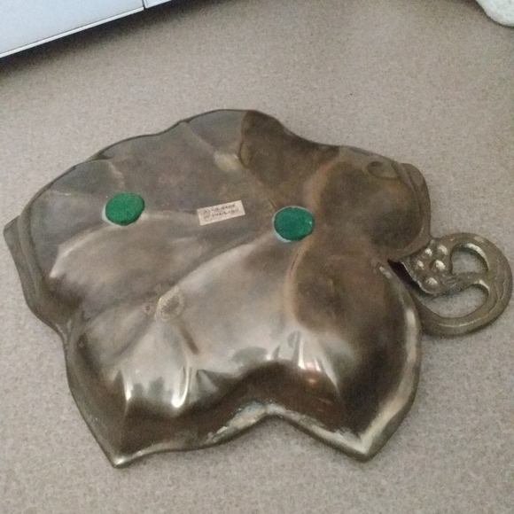 11" Solid Brass Grape Leaf - Picture 3 of 4